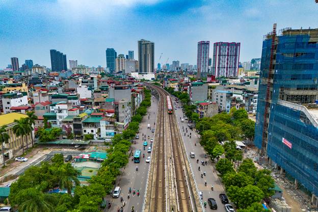 Toàn cảnh khu vực tuyến metro hơn 200.000 tỷ đồng sẽ đi qua: Hàng loạt đại đô thị như Vinhomes Global Gate, Starlake Tây Hồ Tây, Times City hưởng lợi- Ảnh 1.